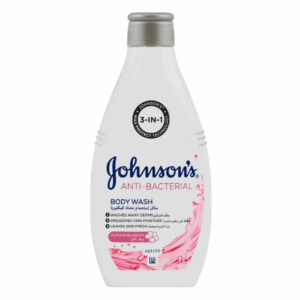 سائل إستحمام مضاد للبكتيريا بزهر اللوز من جونسون 400مل